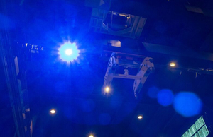 spot rasuk kren lampu sorot amaran